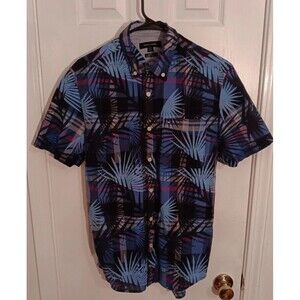Tommy Hilfiger Shirt Size S/P Button Front Blue Hawaiian. Short Sleeve.